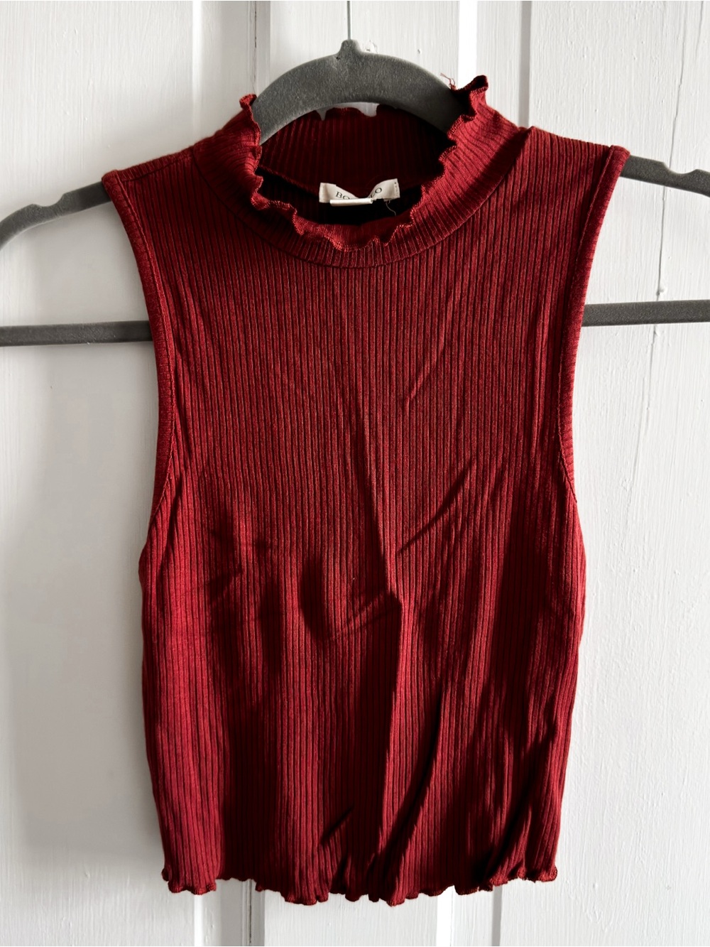 Bozzolo Wine Ribbed Sleeveless Mock Ruffle Neck Tank